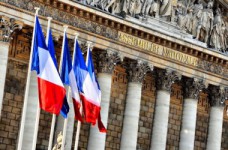 Правительство Франции предлагает стипендии украинцам