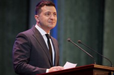 Президент готов стать лоббистом интересов педагогов 