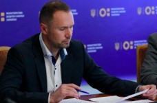 Школы должны набирать детей в 10-е классы, - министр