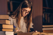 Государство не сможет финансировать такое количество вузов, - Шкарлет