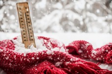 МОН просит перевести школы на дистанционное обучение 