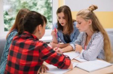 Социальные предприятия в школе: гранты и стартапы  