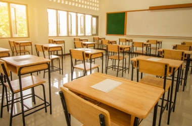 Нужно ли менять дату проведения ЗНО по математике?