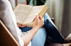 Книги ежедневно читают 8% украинцев