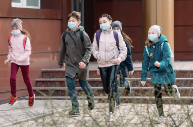 Чем обусловлено освобождение учеников 4-х и 9-х классов от ДПА?