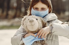 Киев вводит еще более строгий локдаун 