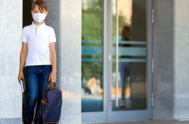 В МОЗ позволили родителям посещать школы