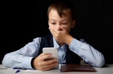 Как школа может защитить детей от онлайн-насилия?