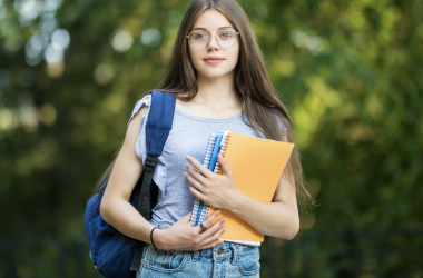 На ЗНО желательно приходить с оригиналом паспорта