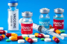 Борьба с пандемией: алгоритм записи педагогов на вакцинацию