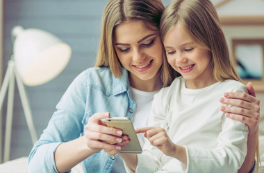 В первый класс со смартфоном: почему детям стоит покупать iPhone б/у