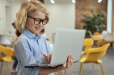 Области получили более 80% учебников для 4 классов