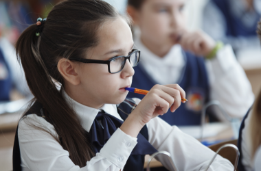 Омбудсмен: данные о прививках педагогов должны быть деперсонифицированы