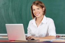 Учителей приглашают пройти онлайн-курс по украинскому языку