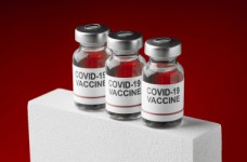 Вакцинация работников образования от COVID-19 станет обязательной