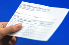 В Киеве усилят контроль за уровнем реальной вакцинации учителей