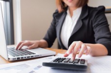 Надбавки и доплаты педагогам: что следует знать