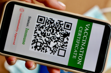 В МОН довольны темпом вакцинации учителей