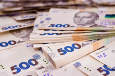 В 2022 году на зарплату учителей прибавят 8,4 млрд грн