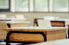 Более 6 тысяч школ работают дистанционно