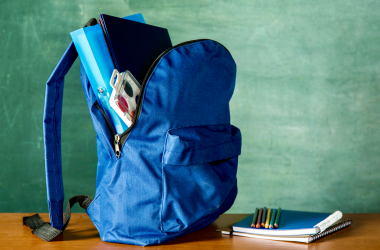 Власти Киева не знают, когда дети вернутся в школы