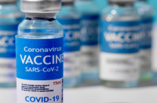 Круг работников, которые должны вакцинироваться, расширен