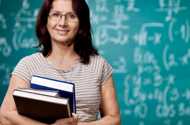 Непривитыми остаются 5,6% работников школ