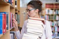 Украинцы за «вакцинальную» тысячу смогут купить книги