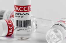 Полный курс прививки прошли миллион педагогов