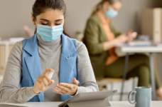 8 областей и Киев выходят из «красной» зоны