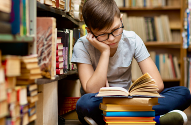 МОН просит школы не завышать потребность в учебниках 