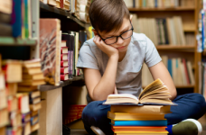 МОН просит школы не завышать потребность в учебниках 