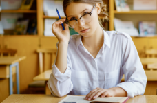 Молодые учителя положительно влияют на учеников, – исследование  