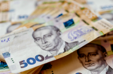 Экономический паспорт украинца: 600 тысяч грн на совершеннолетие