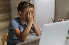 Во время карантинов кибербуллинг среди учеников Европы вырос на 50% 