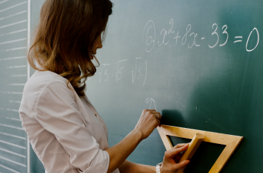 Учителям все же учтут сертификацию, как прохождение аттестации 