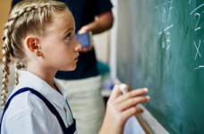 Школы столицы работают в штатном режиме