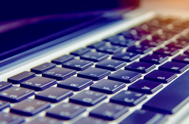 Государство закупило 62 тысячи ноутбуков для школ