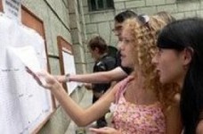 Опрос: Что думают украинцы о вступительной кампании 2010