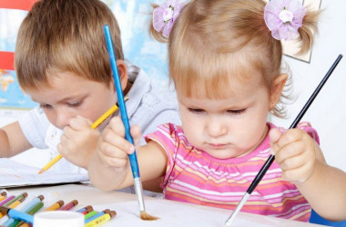 МОН просит способствовать зачислению детей переселенцев в детсады