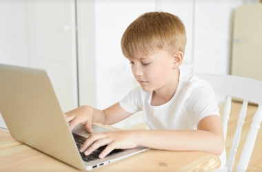 В Варшаве открыли образовательную площадку для детей из Украины