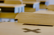 МОН не воспримет переход школ на стандарты рф 