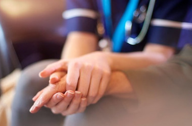 В Украине подготовили справочник для тех, кому нужна помощь