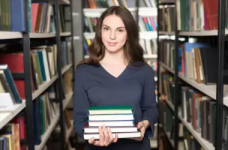 В Украине будут изымать русские книги из библиотек