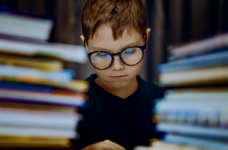 Около 3 млн школьников завершили учебный год