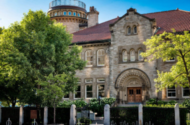 Университет Торонто и KSE предлагают обучение в Канаде