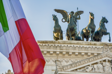 Украина получит 200 млн евро на зарплаты учителей