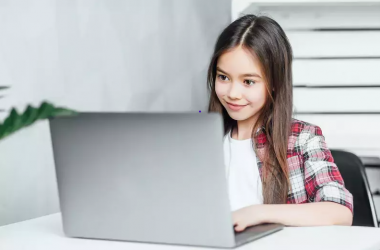 Дезинформация в сети и правила реагирования на нее