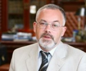 Табачник планирует поднять сферу образования с помощью высоких технологий