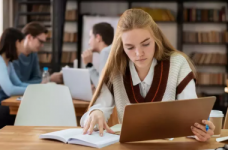 Из-за войны 24 тысячи студентов не возобновили обучение